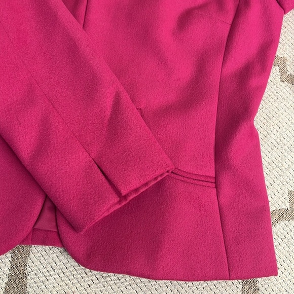 Chicos Pink dressy  front Pockets Hook and Eye closure collarless blazer jacket - Picture 9 of 15